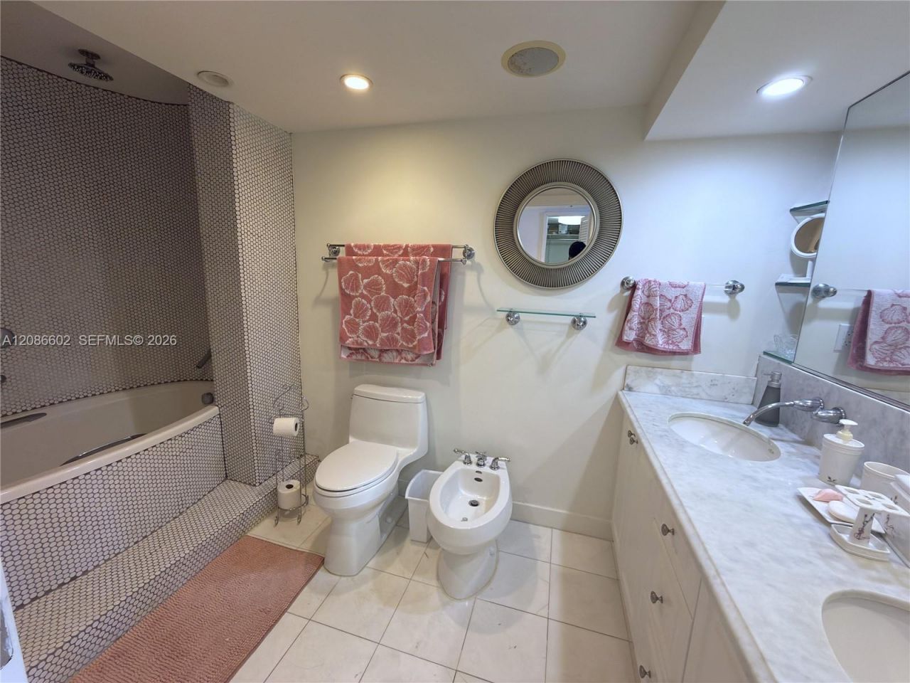 2401 Collins Ave, Unit 1801, Miami Beach, FL 33140 Photo