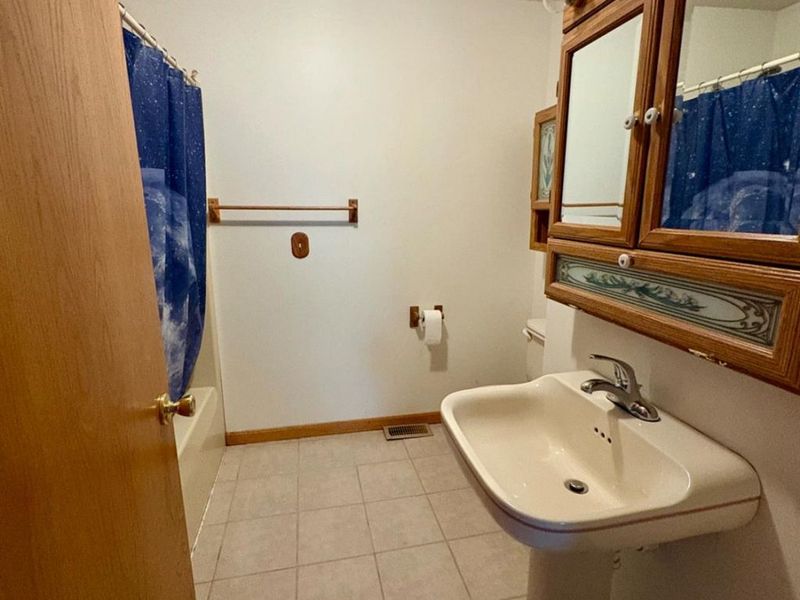 118 Thomas Street, Tiffin, OH 44883 Photo 12