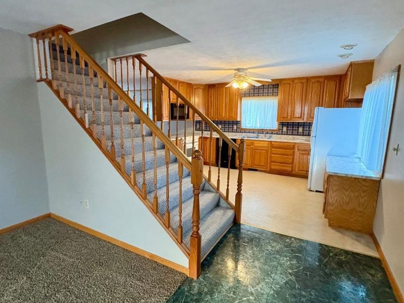 118 Thomas Street, Tiffin, OH 44883 Photo 9