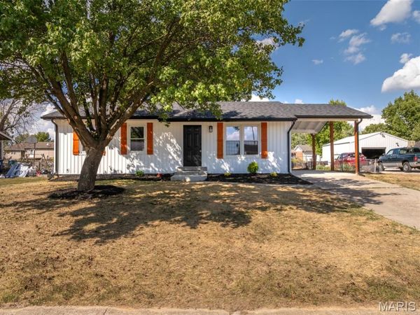 319 Richmond Drive, Warrenton, MO 63383