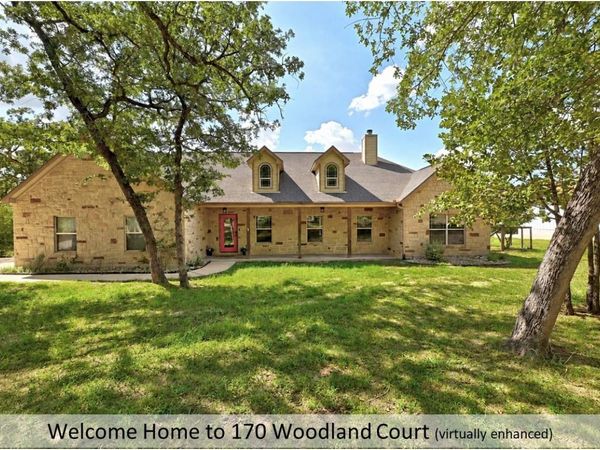 170 Woodland CT, Bastrop, TX 78602