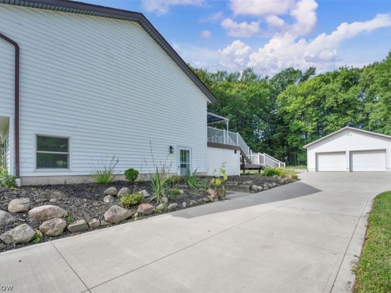 10142 Hillcrest Road, Kirtland, OH 44094 Photo 30