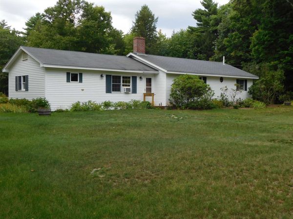 4 Palmer Drive, Brookfield, NH 03872