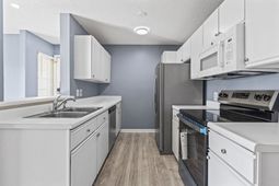 2258 Essex Dr. photo 4