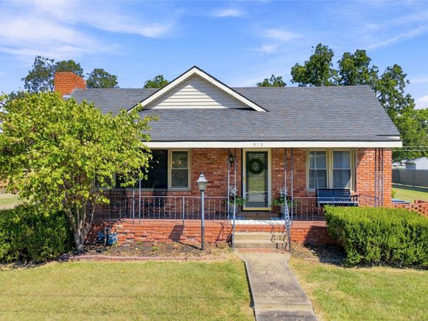 519 E Main Street, Pawhuska, OK 74056