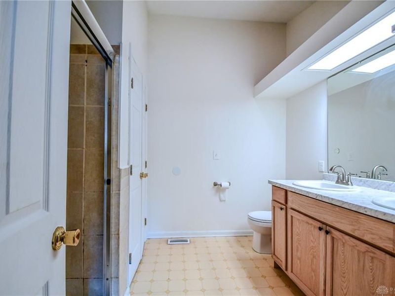 1584 Farrington Drive, Kettering, OH 45420 Photo 26