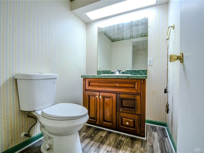 1584 Farrington Drive, Kettering, OH 45420 Photo 27