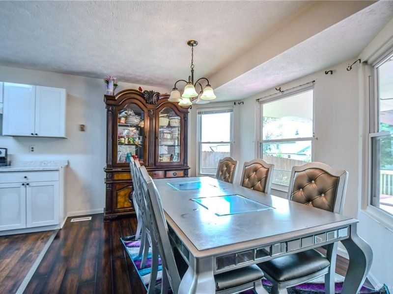 1584 Farrington Drive, Kettering, OH 45420 Photo 8