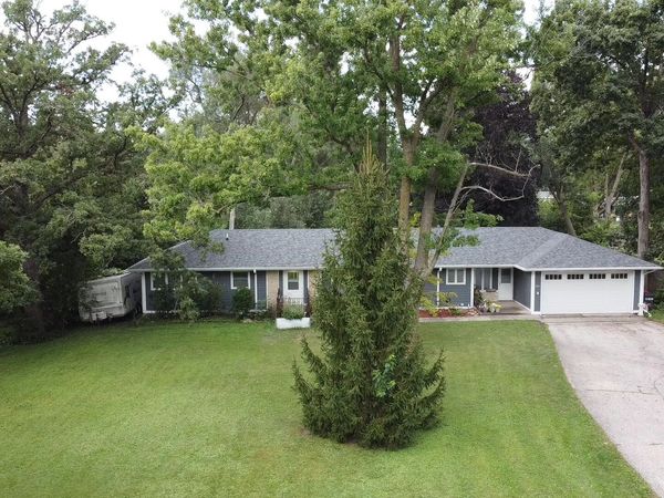3805 Dawes Drive, Ames, IA 50010
