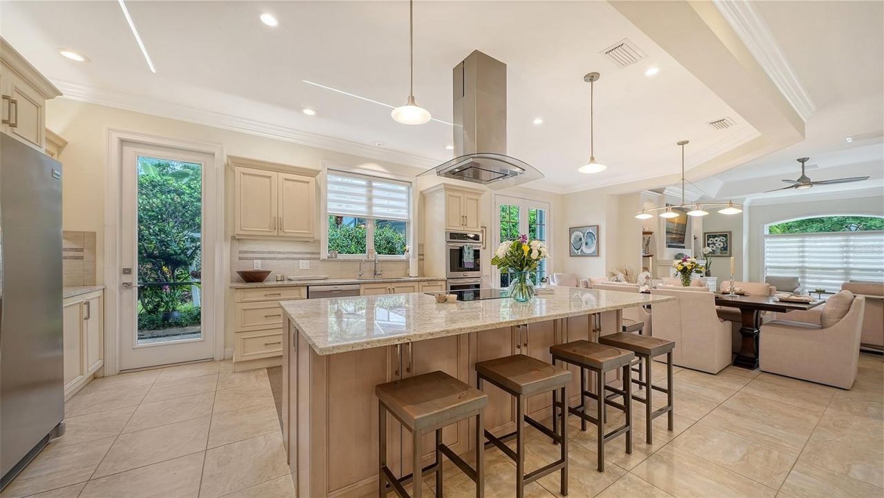 1359 Tearose Place, Sarasota, FL 34239 Photo