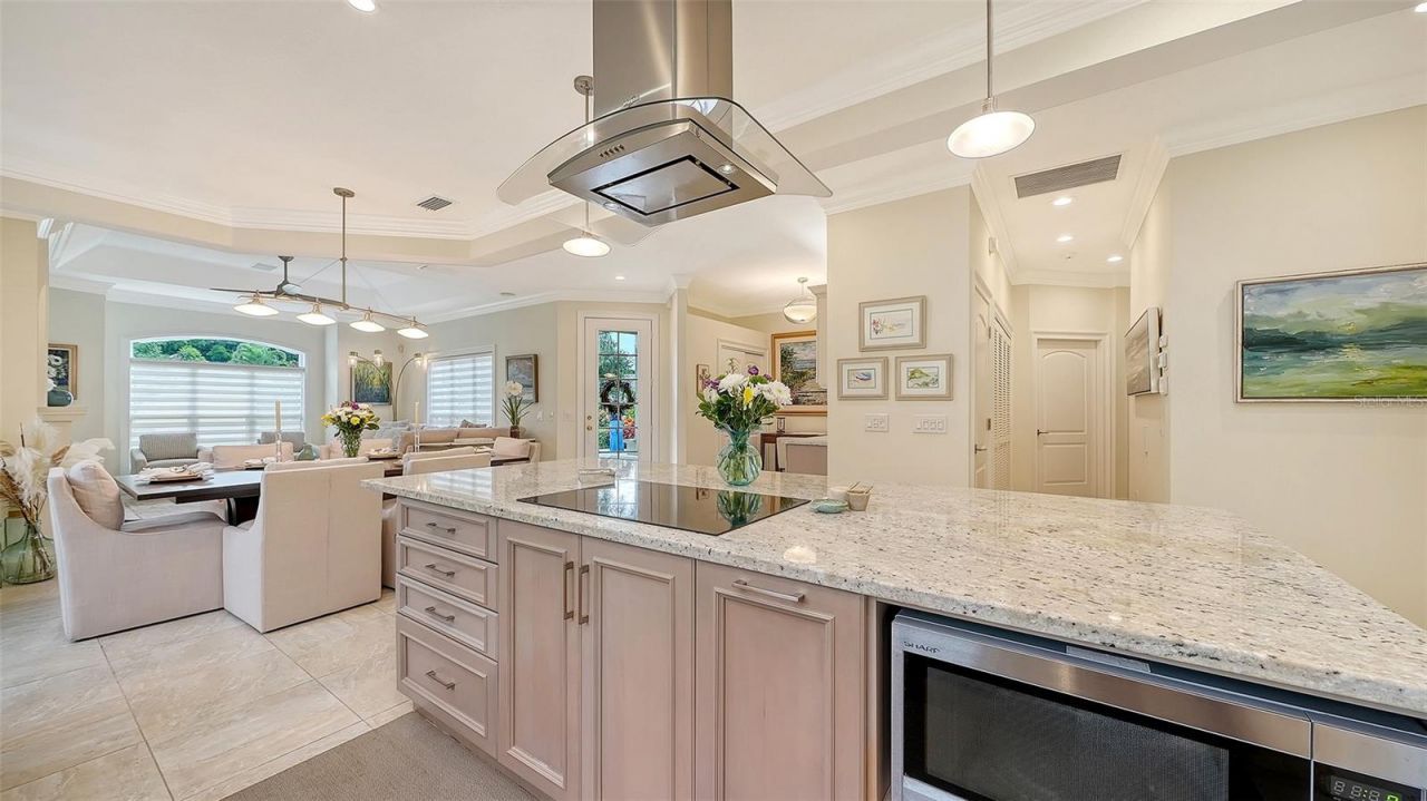 1359 Tearose Place, Sarasota, FL 34239 Photo