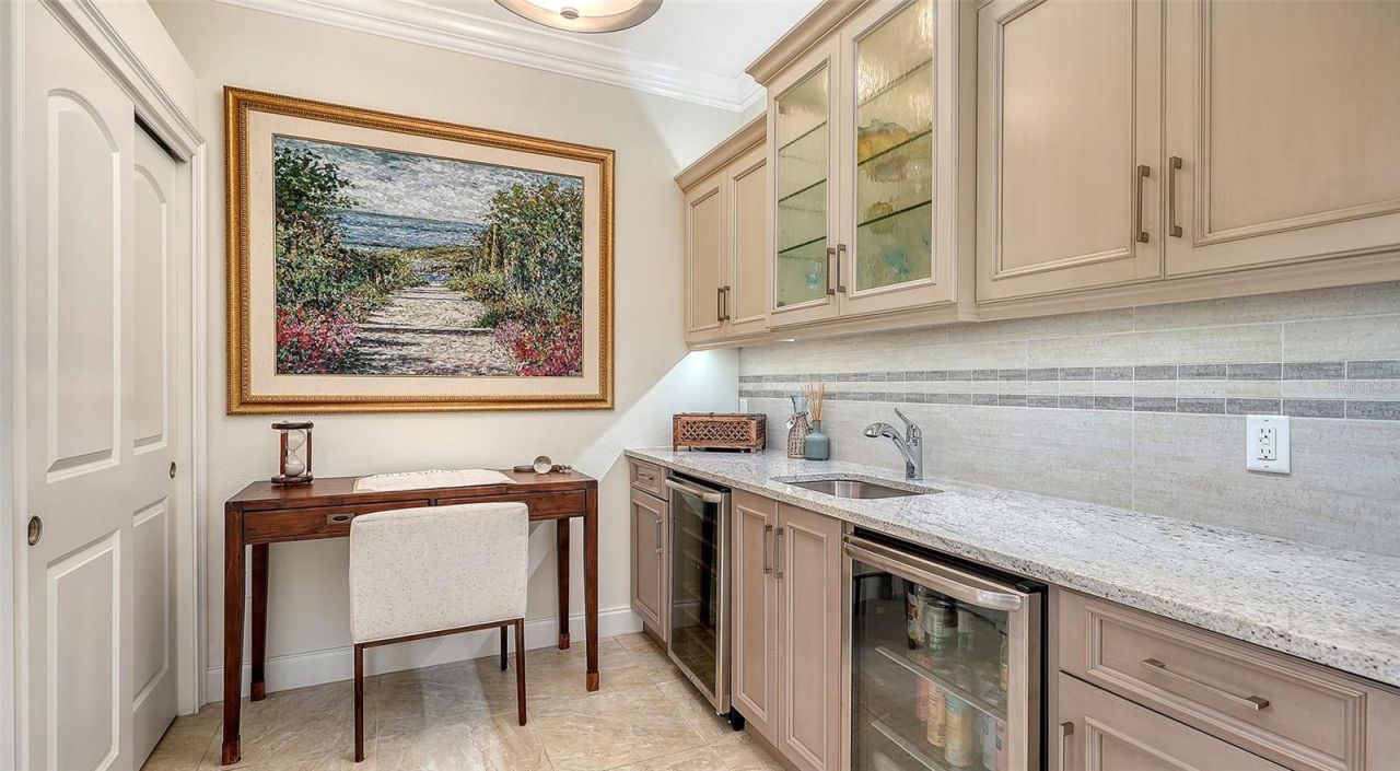 1359 Tearose Place, Sarasota, FL 34239 Photo