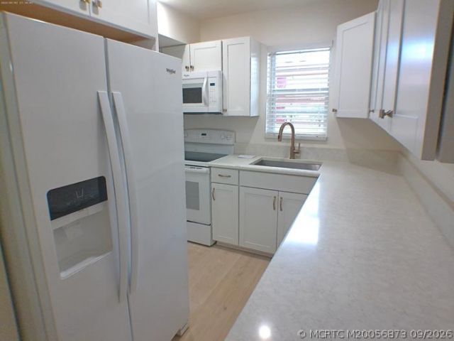 1979 SW Palm City Road , Unit D, Stuart, FL 34994 Photo
