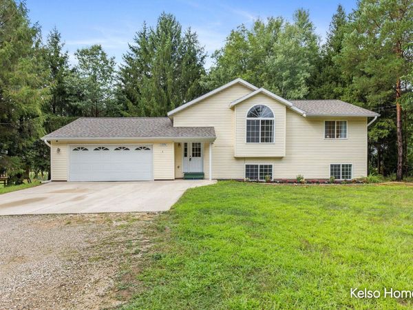 11574 Linda Lane, Gowen, MI 49326