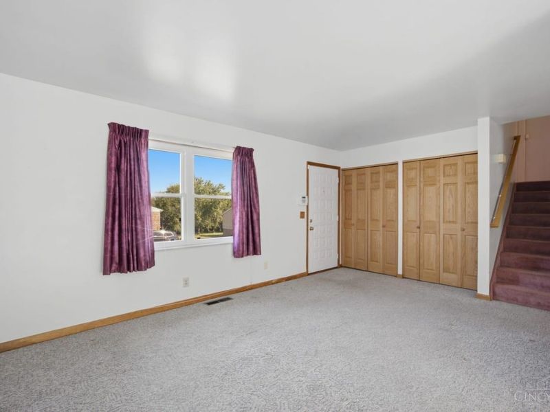 696 Rockford Drive, Hamilton, OH 45013 Photo 6