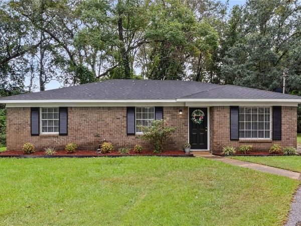 5660 Hi Wood Court, Satsuma, AL 36572