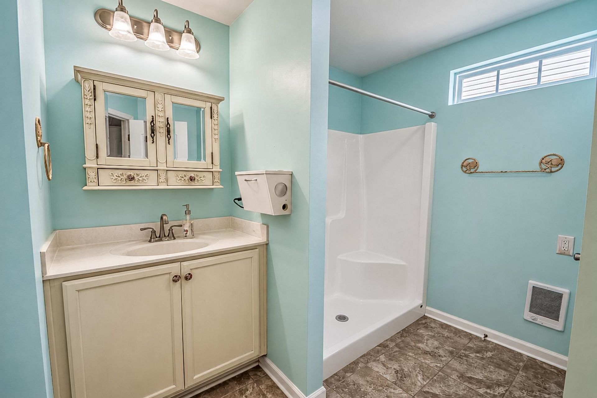 1333 Midtown Village Dr. Photo 23
