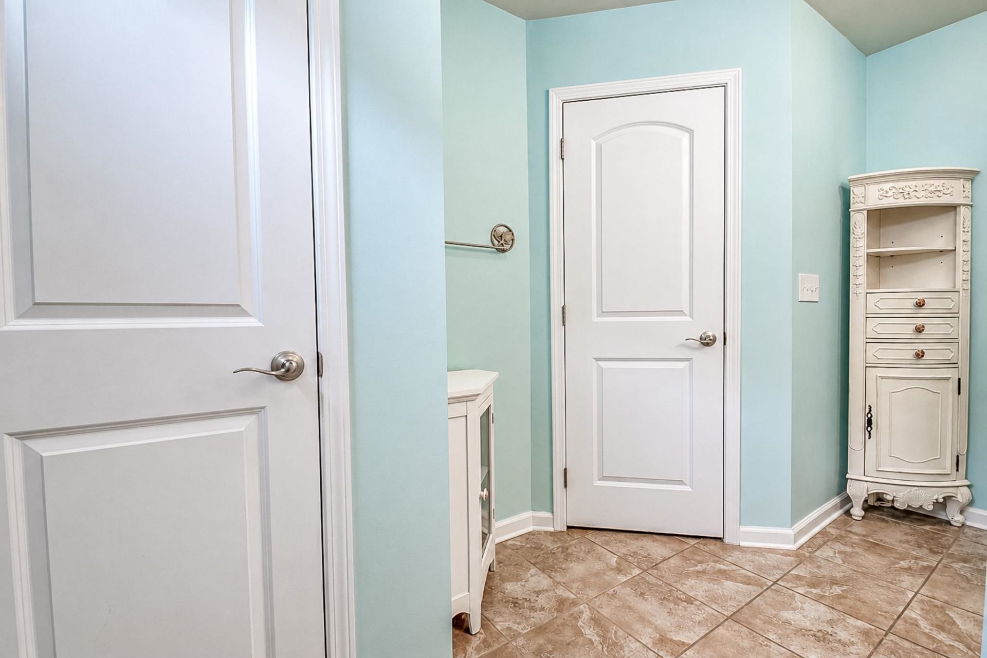 1333 Midtown Village Dr. Photo 25