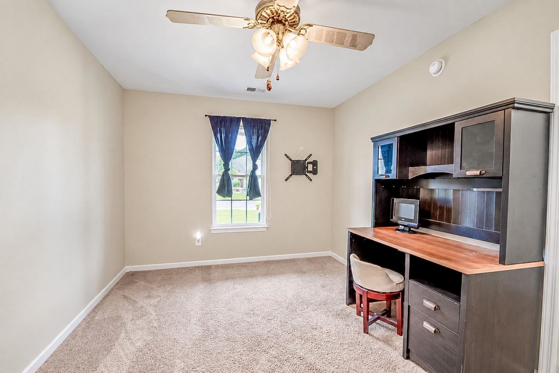 1333 Midtown Village Dr. Photo 27