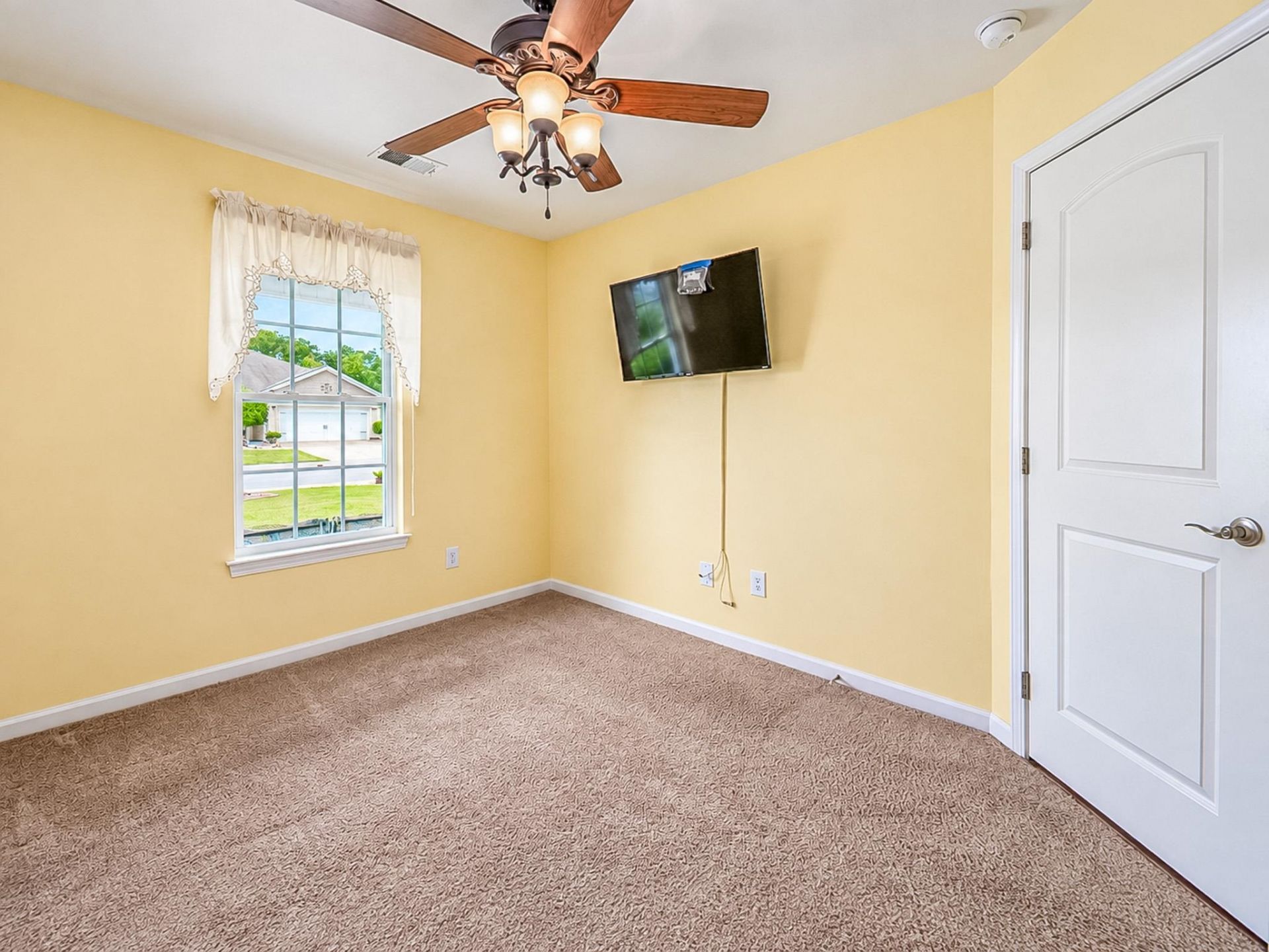 1333 Midtown Village Dr. Photo 28
