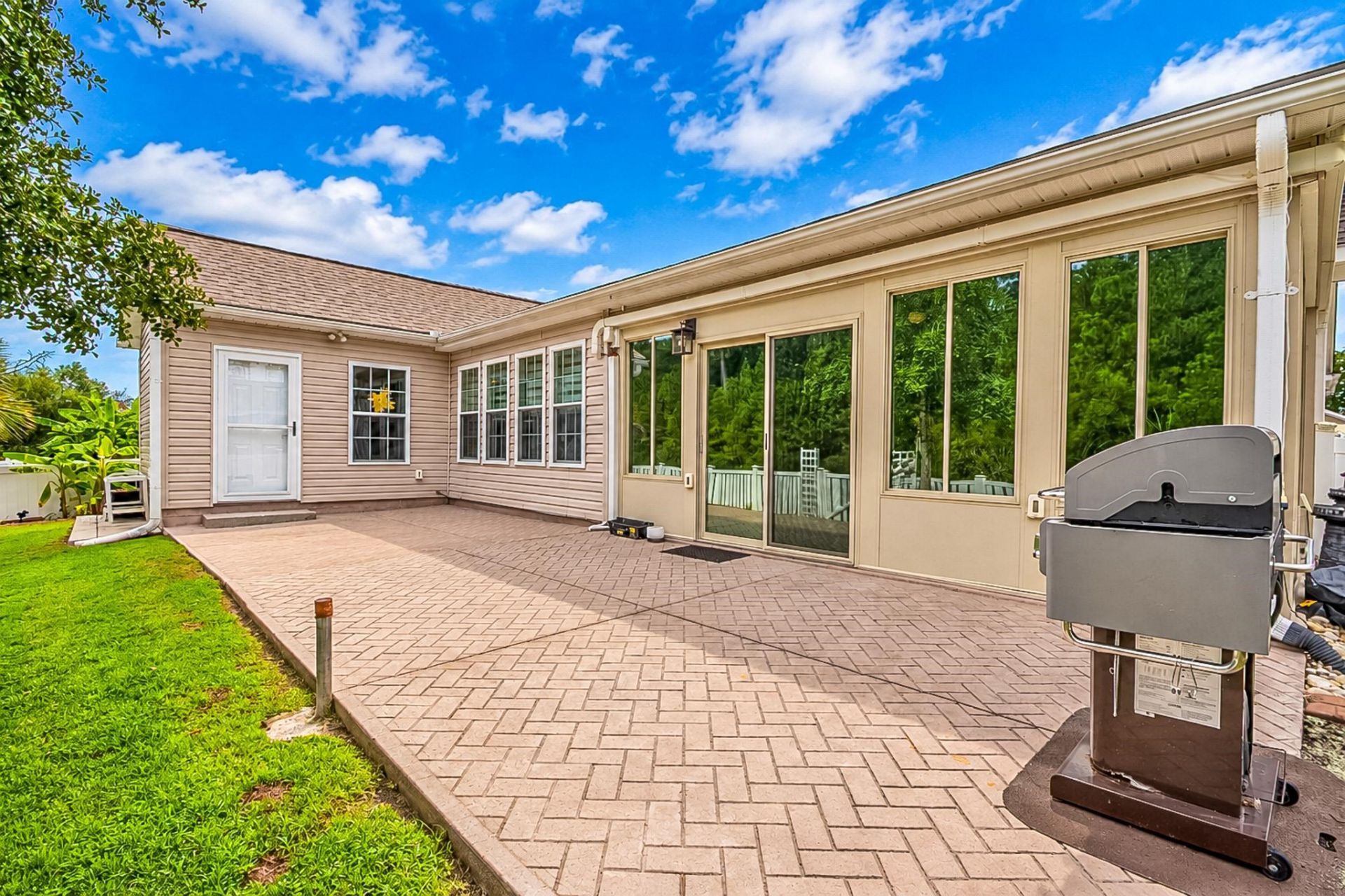 1333 Midtown Village Dr. Photo 32