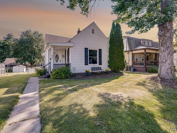 834 Douglas Street, Alton, IL 62002