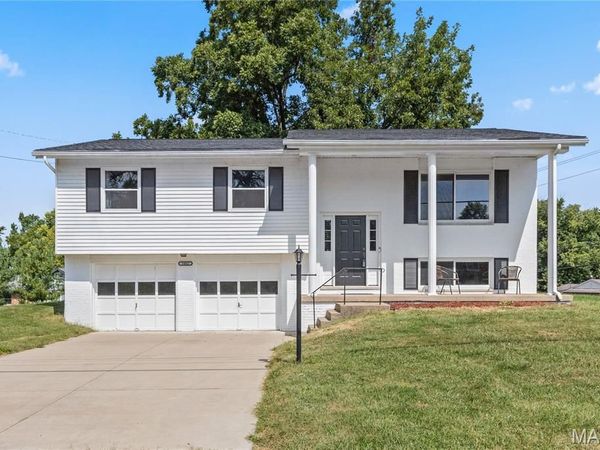 3402 Emma Lane, Godfrey, IL 62035