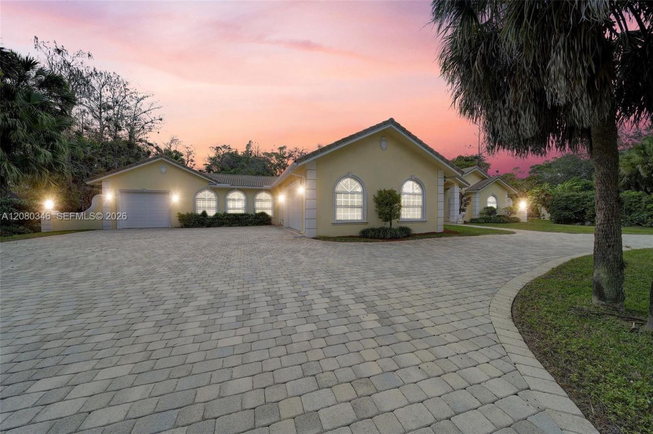 4750 W Leitner Dr, Coral Springs, FL 33067 Photo