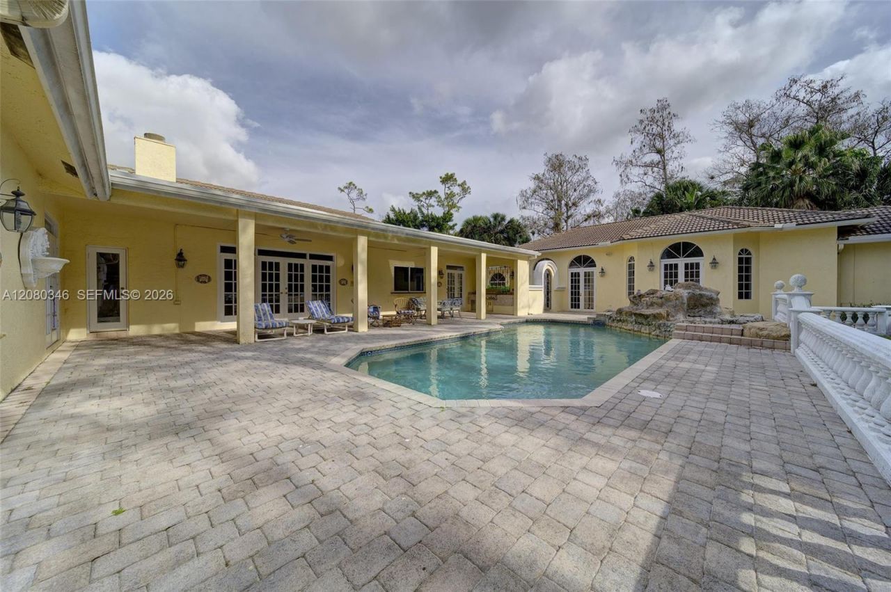 4750 W Leitner Dr, Coral Springs, FL 33067 Photo