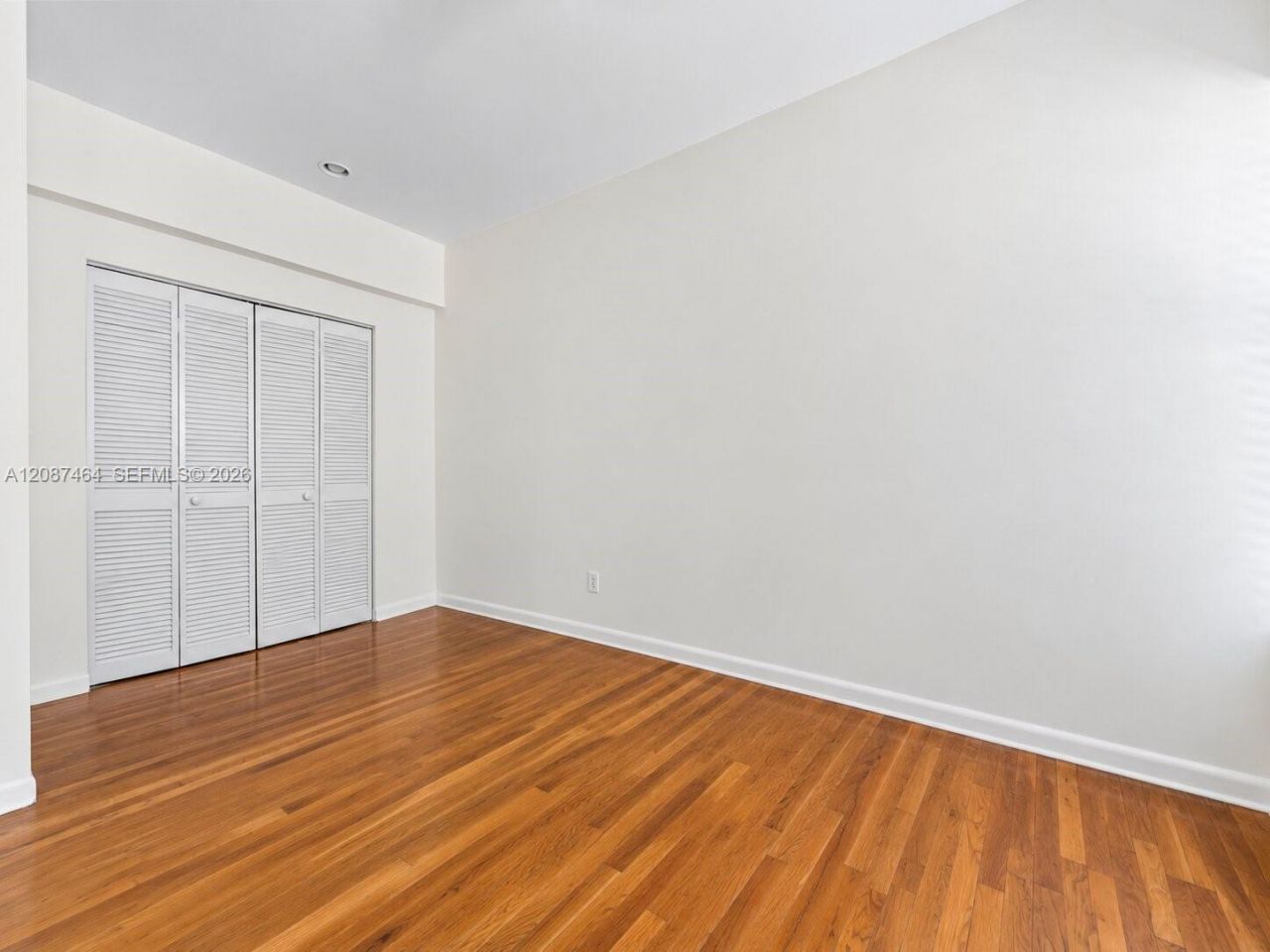 1244 Pennsylvania Ave, Unit 302, Miami Beach, FL 33139 Photo