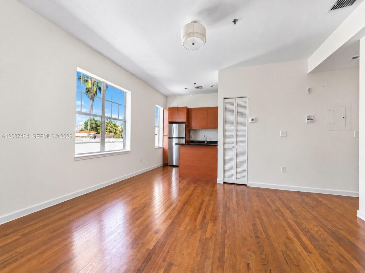 1244 Pennsylvania Ave, Unit 302, Miami Beach, FL 33139 Photo