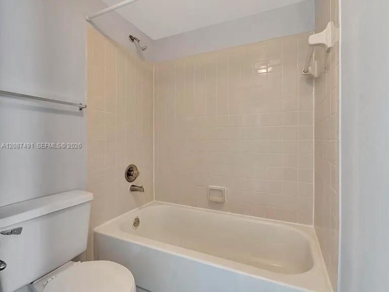 714 Executive Center Dr, Unit 28, West Palm Beach, FL 33401 Photo