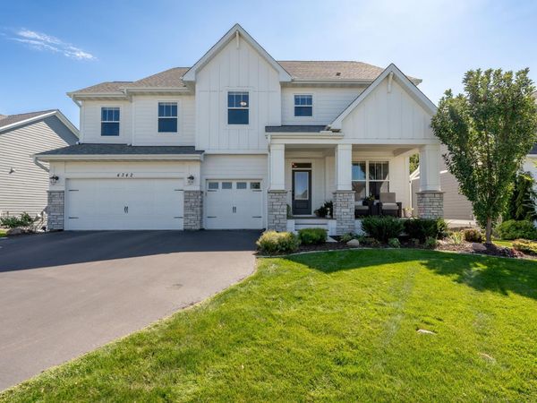 4342 Millstone Drive , Chaska, MN 55318