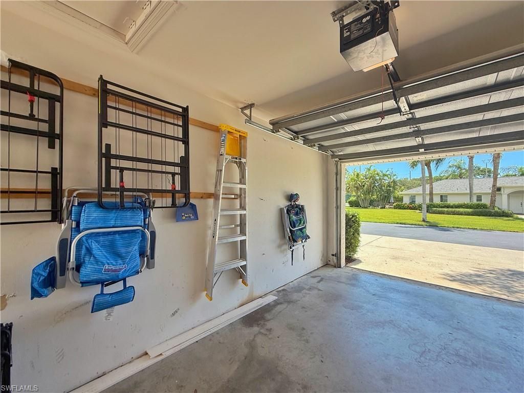 1310 Charleston Square Dr, Unit 101, Naples, FL 34110 Photo