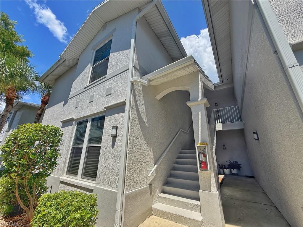 1310 Charleston Square Dr, Unit 101, Naples, FL 34110 Photo