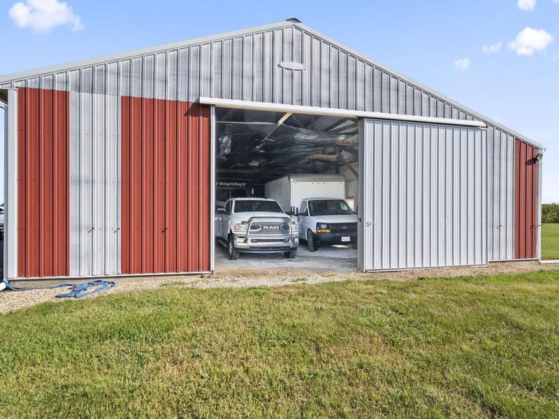 13450 Hoover Road, Ashville, OH 43103 Photo 3