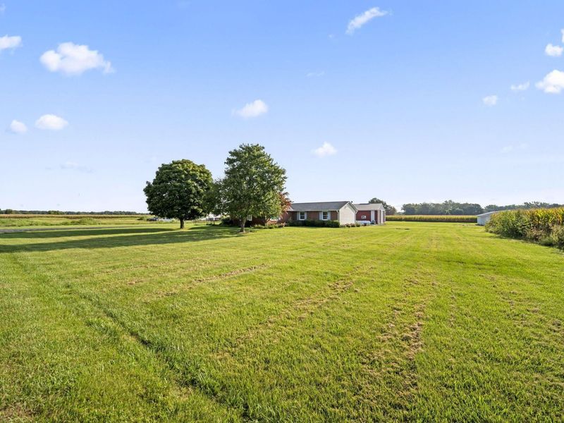 13450 Hoover Road, Ashville, OH 43103 Photo 8