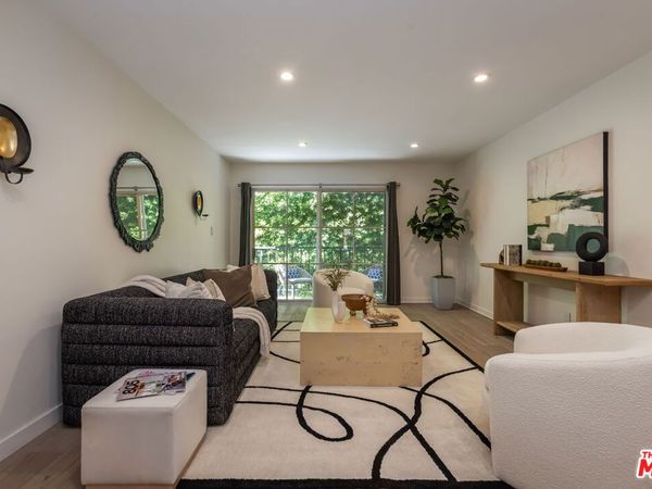 1045 N Kings Road, Unit 107, West Hollywood, CA 90069