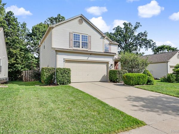 7055 Oakridge Drive, Ypsilanti Township, Mi 48197