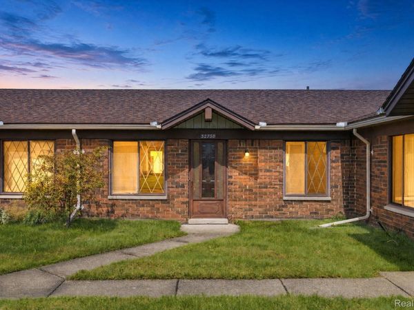 32730 Valley Drive, Warren, Mi 48093