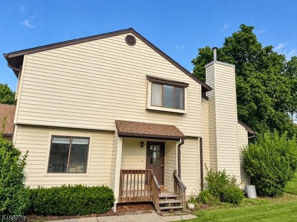 1 Oriole Ter, Hampton, NJ 07860