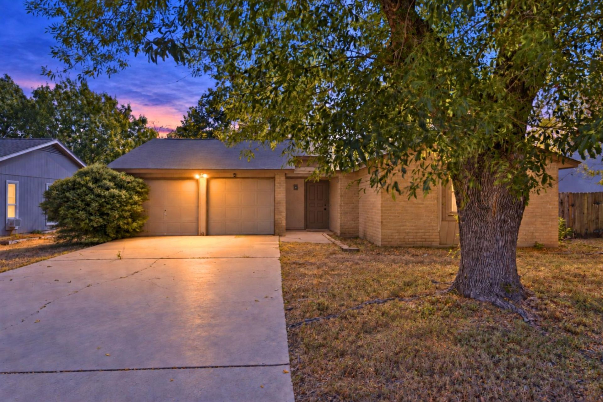 1505 Sagebrush Dr, Round Rock, TX 78681 Main Photo