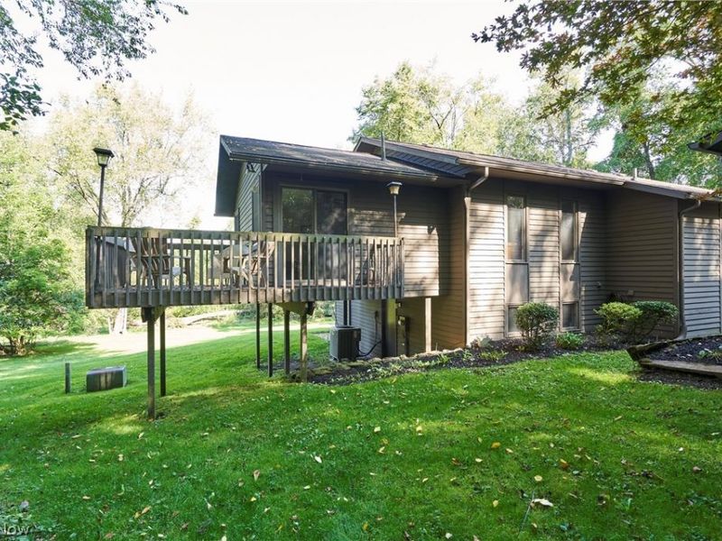 1799 S Cleveland Massillon Road, Copley, OH 44321 Photo 3