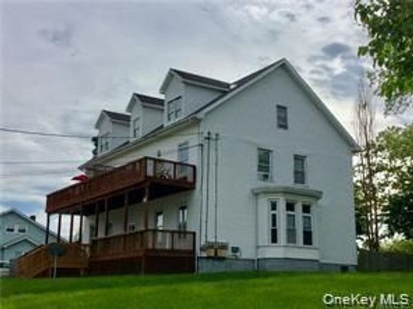 22 Ridge Avenue, Walden, NY 12586