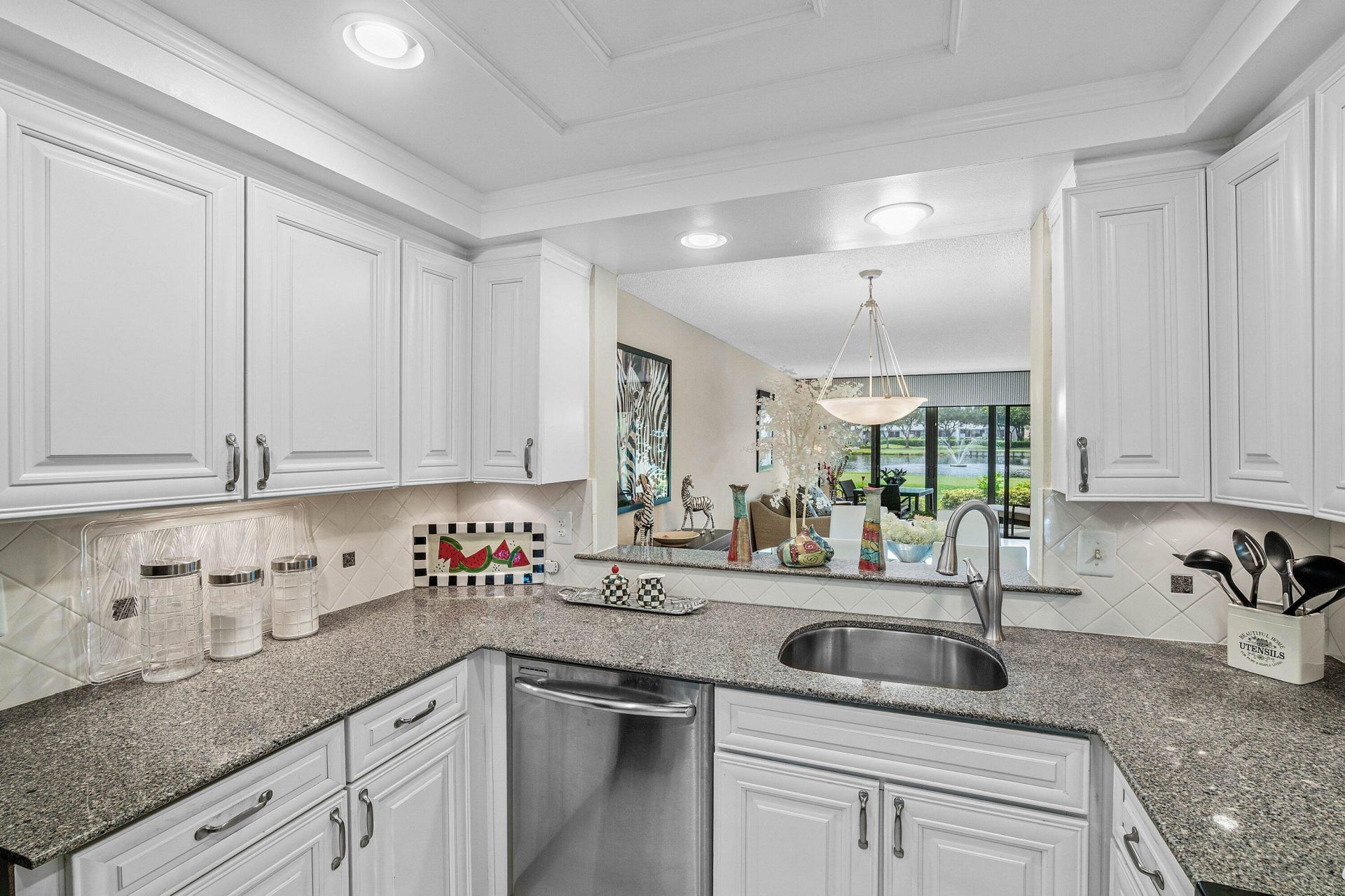 5154 Oakhill Lane, Unit 1014, Delray Beach, FL 33484 Photo