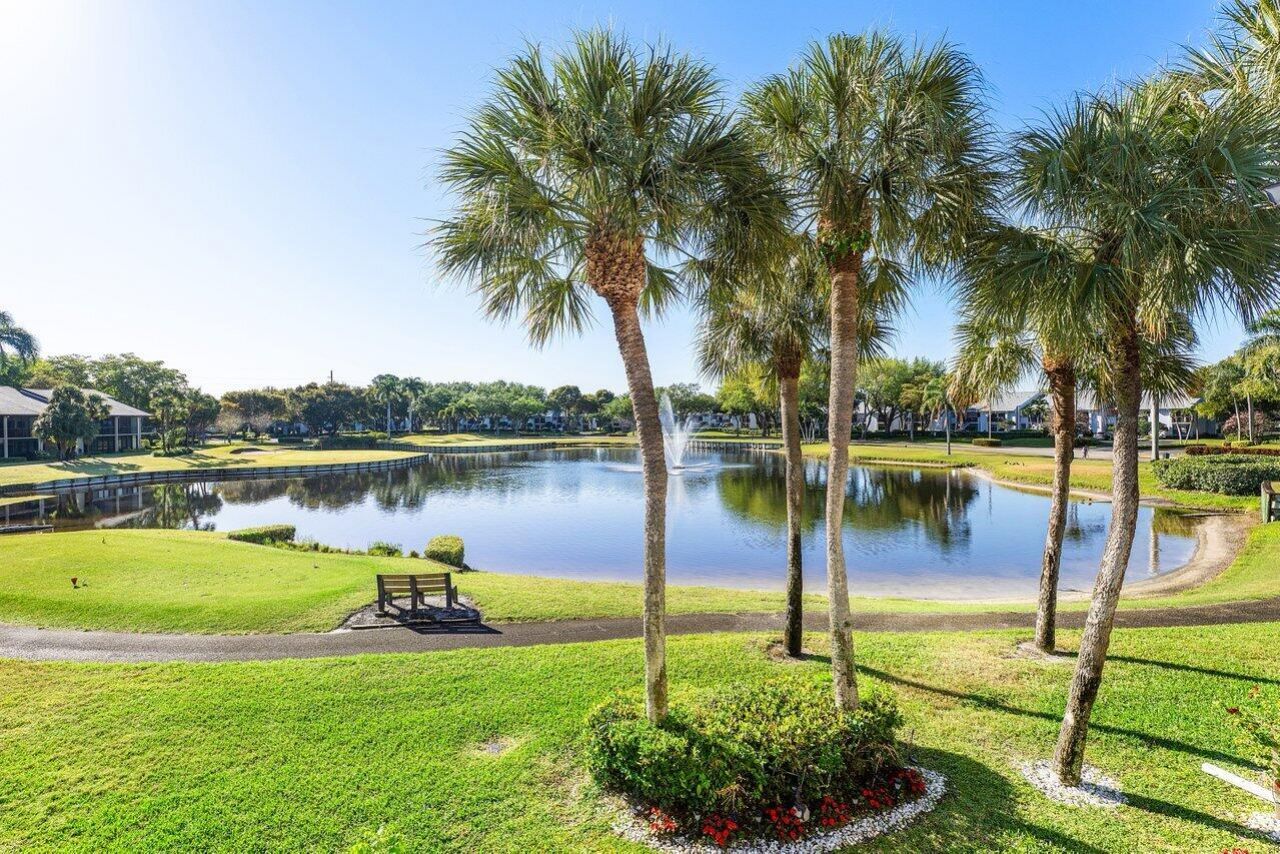 5154 Oakhill Lane, Unit 1014, Delray Beach, FL 33484 Photo