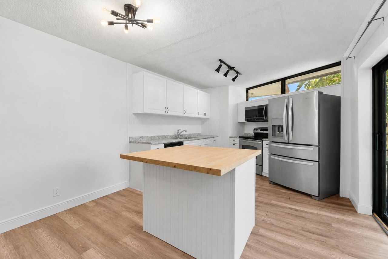 3750 Victoria Drive, West Palm Beach, FL 33406 Photo