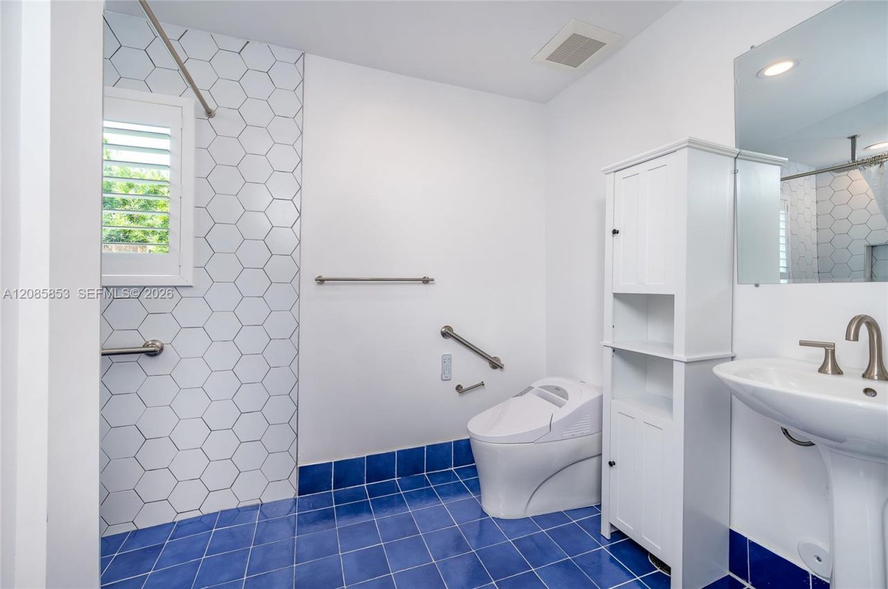 6430 SW 21 St, West Miami, FL 33155 Photo