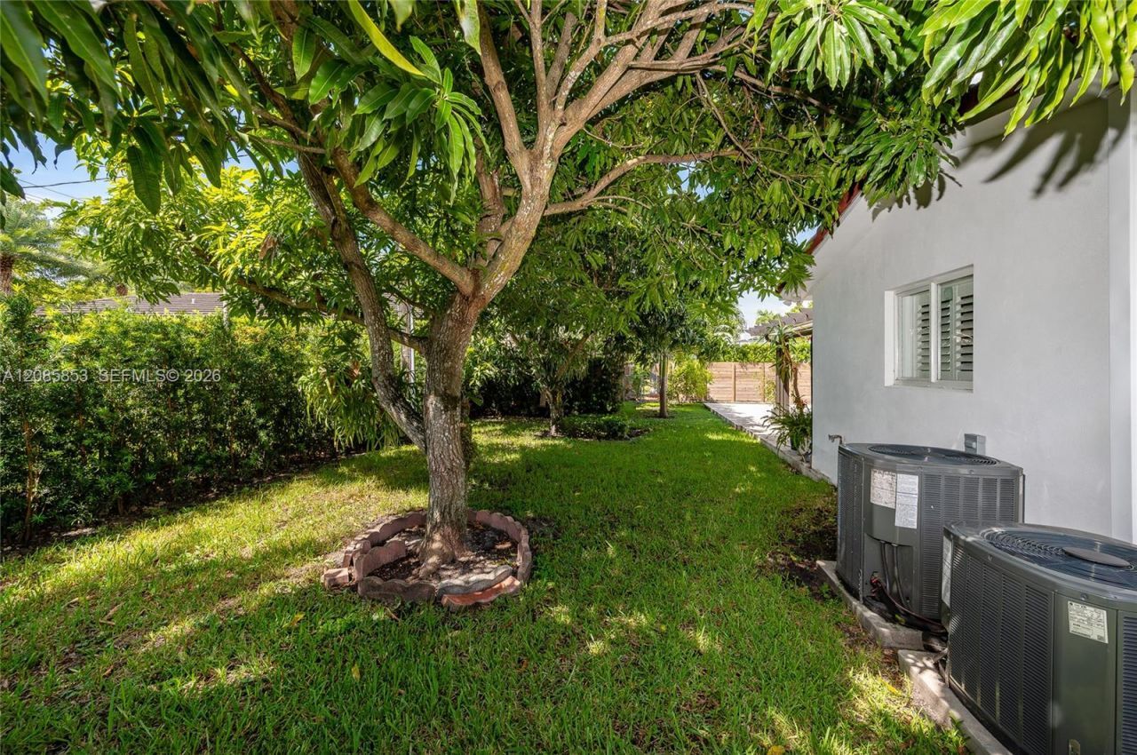 6430 SW 21 St, West Miami, FL 33155 Photo
