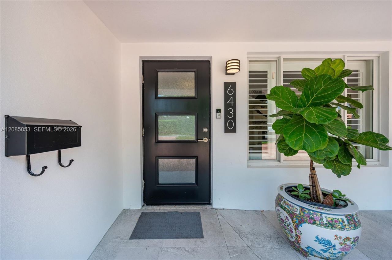 6430 SW 21 St, West Miami, FL 33155 Photo